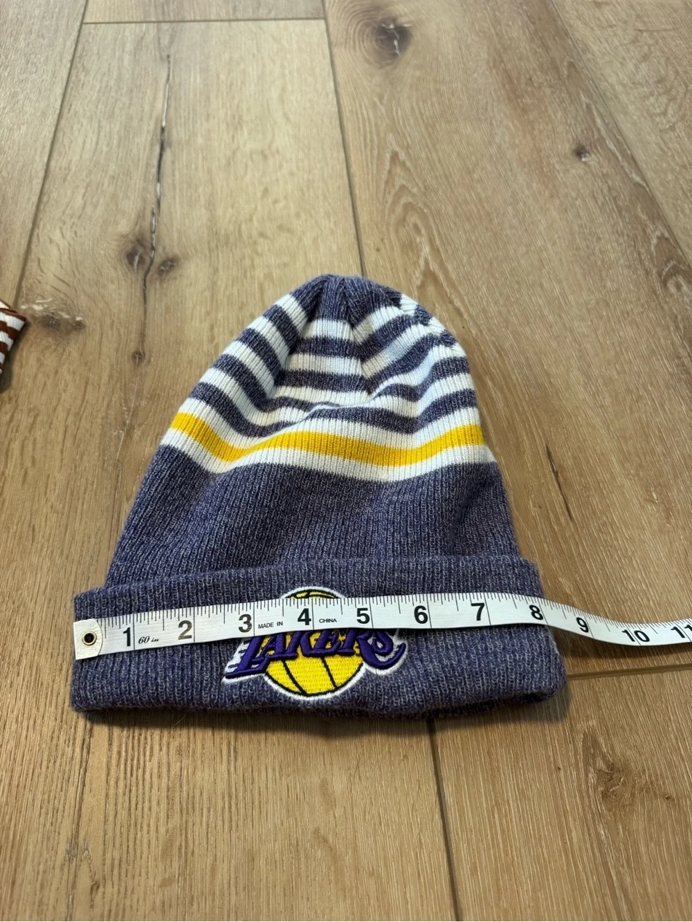 New Era Los Angeles Lakers cuffed knit beanie